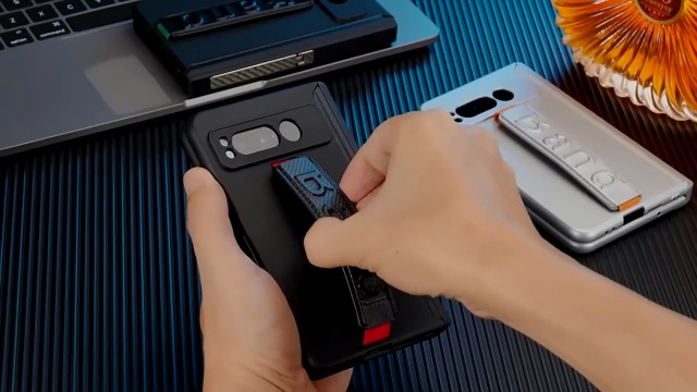 Pixel9 Pro Fold_MagSafe対応スマホケース（ヒンジ保護付き） Amazon.co.jp: TONGATE for Pixel 9 Pro Fold ケース Magsafe